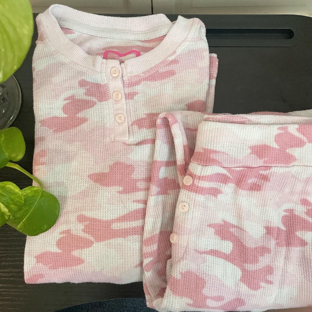 MAIDENFORM Thermal Lounge Set Soft Pink Camo (NWT)